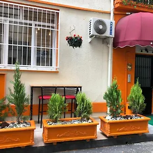 Apart Otel Zebra Alsancak