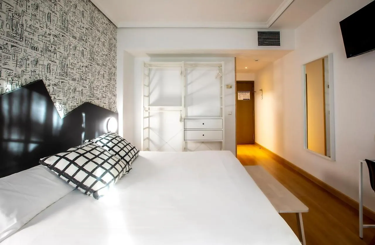 Hotel Urdanibia Park Irun 3*,  Spain